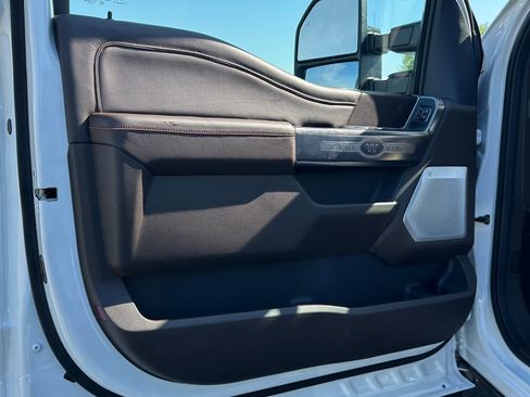 Used 2024 Ford F350 King Ranch w/ Chrome Package AWD/4WD image 23