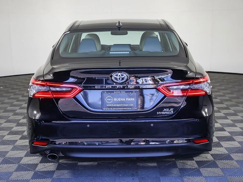 Used 2024 Toyota Camry XLE image 6