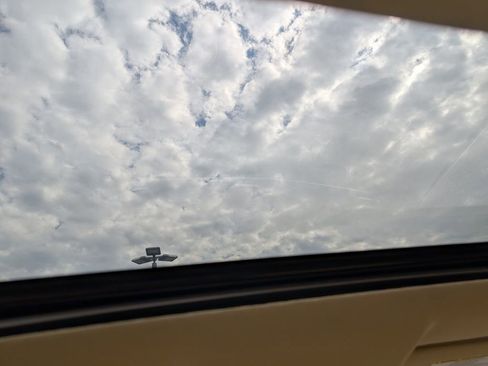 Used 2019 Toyota Highlander Limited image 27