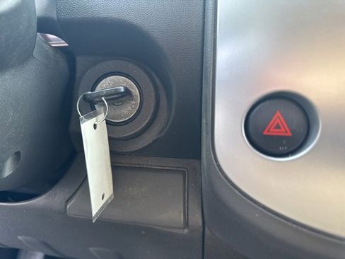 Used 2017 Nissan Frontier S image 22