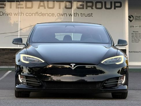Used 2017 Tesla Model S 100D AWD/4WD image 3