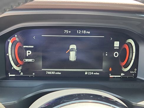 Used 2022 Nissan Rogue Platinum w/ Head-Up Display Package image 16