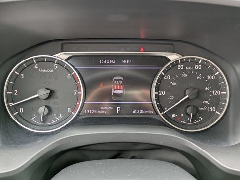 Certified 2025 Nissan Rogue SV FWD image 26