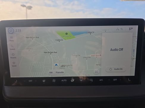 Certified 2025 Ford Maverick Lariat w/ Black Appearance Package image 28