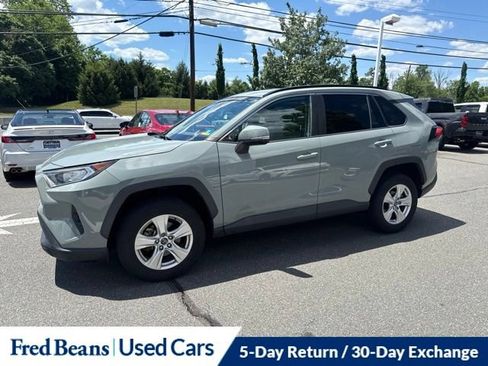 Used 2020 Toyota RAV4 XLE w/ All Weather Liner Package AWD/4WD image 19