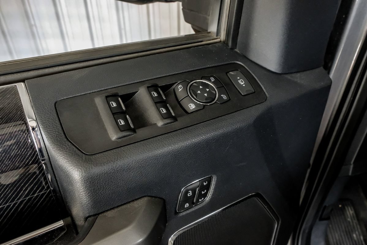 Used 2022 Ford F450 Platinum w/ FX4 Off-Road Package AWD/4WD image 46