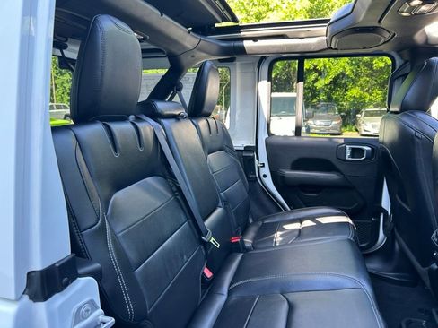 Used 2023 Jeep Wrangler Unlimited Sahara AWD/4WD image 37