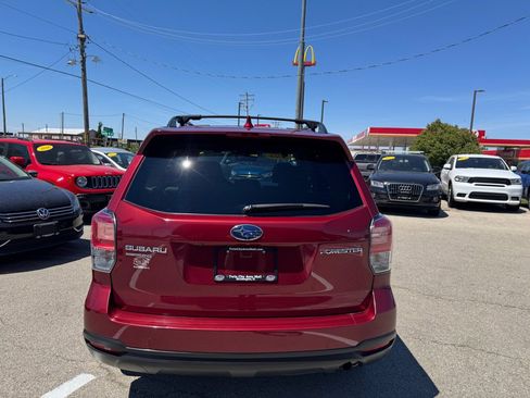 Used 2018 Subaru Forester 2.5i Premium w/ All-Weather Package AWD/4WD image 6