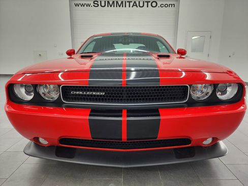 Used 2014 Dodge Challenger SRT8 image 19