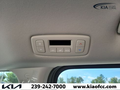 New 2026 Kia Carnival FWD image 14