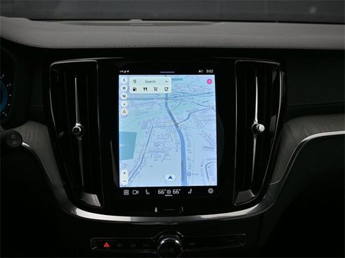 Used 2024 Volvo V60 B5 Cross Country Ultimate image 15