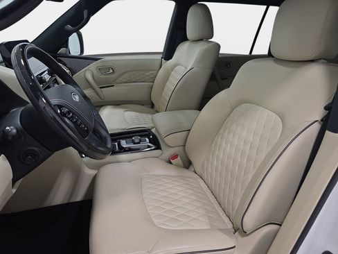 Certified 2024 INFINITI QX80 Sensory w/ Cargo Package AWD/4WD image 11