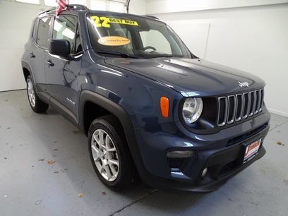 Certified 2022 Jeep Renegade Latitude w/ Convenience Group