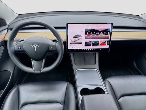 Used 2023 Tesla Model 3 Standard Range RWD image 15