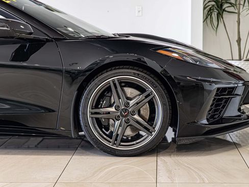 Used 2024 Chevrolet Corvette Stingray Preferred Cpe w/ Z51 Performance Package RWD image 11