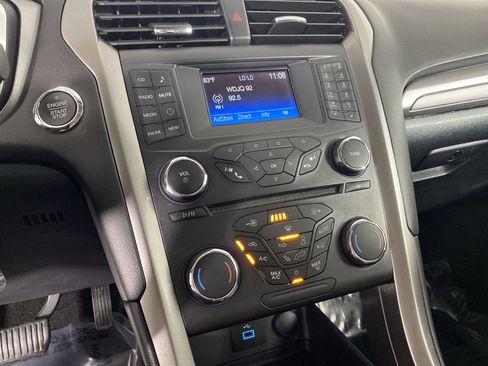 Used 2018 Ford Fusion S FWD image 26