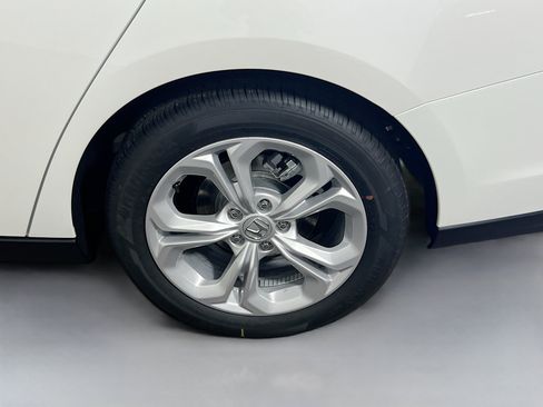New 2026 Honda Accord LX image 27