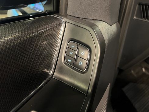 Used 2025 Ford F150 Raptor image 26