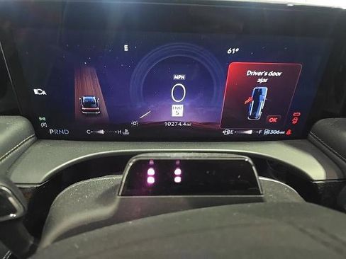Used 2025 Lincoln Aviator AWD w/ Jet Appearance Package image 3