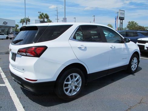 Used 2022 Chevrolet Equinox LT FWD image 3