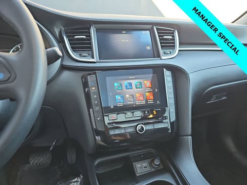 Used 2023 INFINITI QX50 Luxe image 16