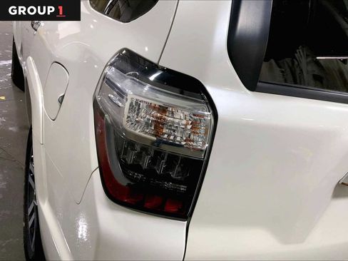 Used 2022 Toyota 4Runner Limited image 28