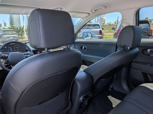 Certified 2025 Hyundai Ioniq 5 SEL RWD image 28