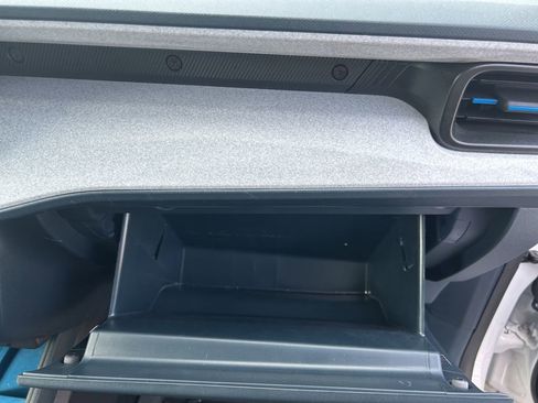 Used 2025 Ford Maverick XLT FWD image 14