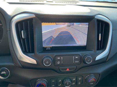 Used 2020 GMC Terrain SLT w/ Preferred Package image 17