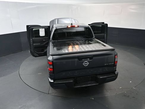 Used 2023 Nissan Frontier SV w/ Tow Package AWD/4WD image 18