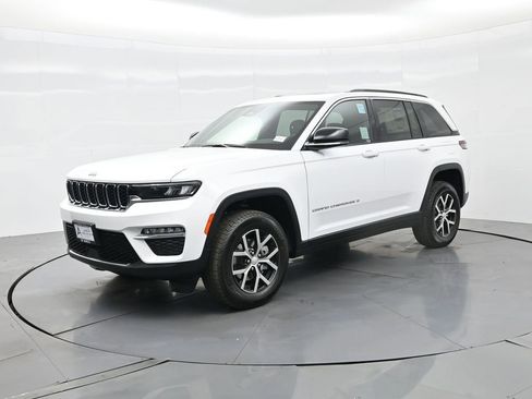 New 2025 Jeep Grand Cherokee Limited image 2