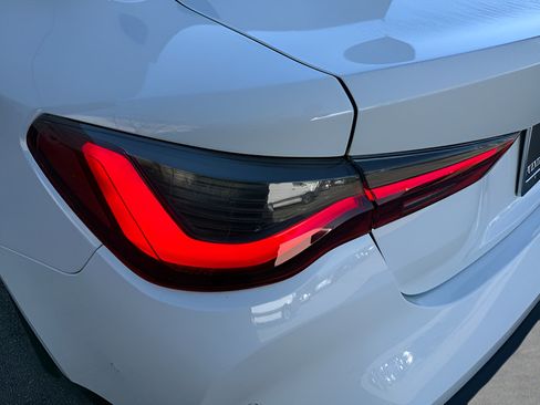 Used 2021 BMW M4 Coupe w/ Executive Package RWD image 34