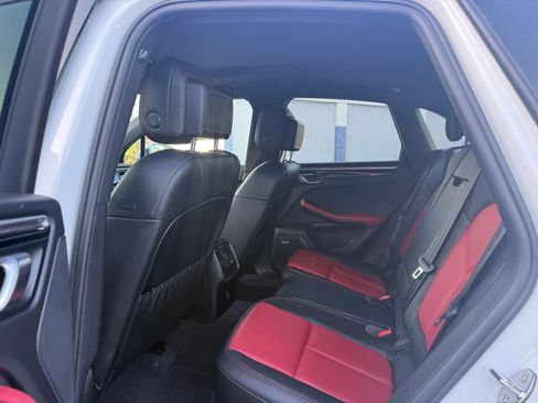 Used 2021 Porsche Macan AWD/4WD image 12