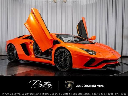 Used 2019 Lamborghini Aventador S AWD/4WD image 1