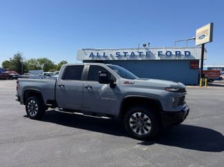 Used 2025 Chevrolet Silverado 2500 Custom w/ Custom Value Package AWD/4WD video 1