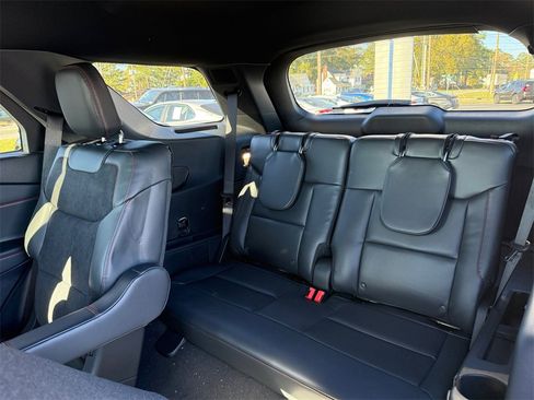 New 2026 Ford Explorer ST image 18