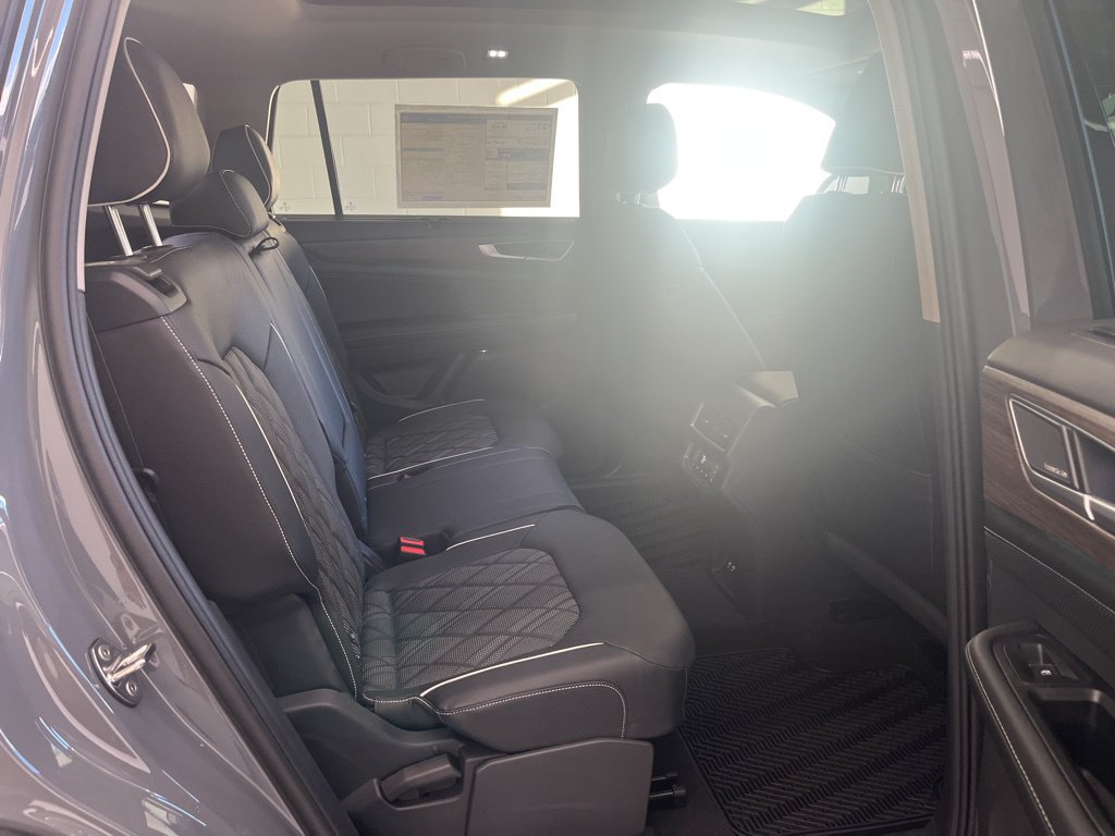 New 2026 Volkswagen Atlas SEL Premium R-Line AWD/4WD image 39