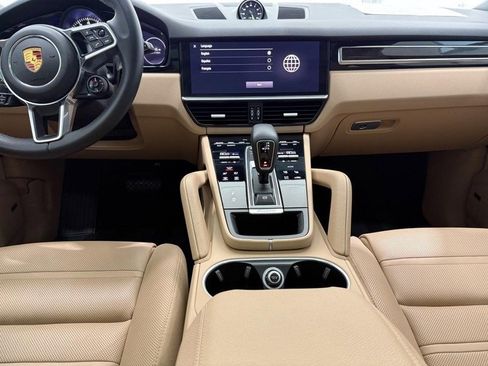 Certified 2022 Porsche Cayenne E-Hybrid image 14