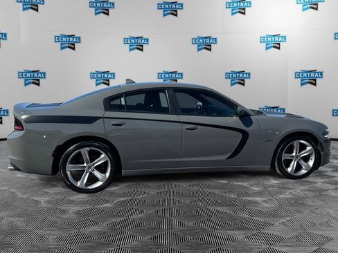Certified 2017 Dodge Charger R/T w/ Navigation & Travel Group image 6
