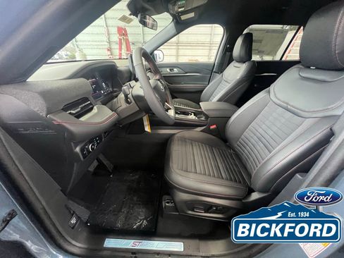 New 2026 Ford Explorer ST-Line image 9