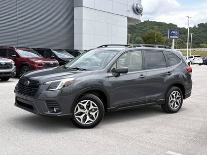 Used 2023 Subaru Forester Premium w/ Popular Package #3