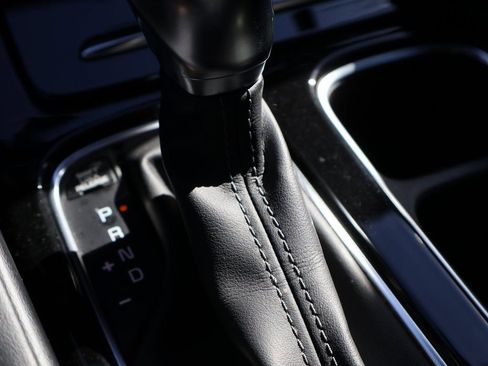 Used 2022 Kia Telluride SX w/ SX Prestige Package image 38