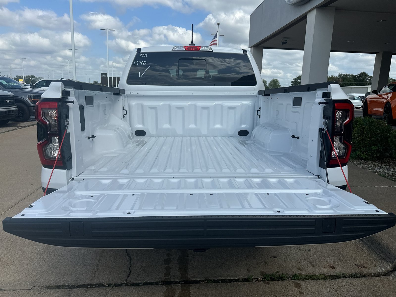 New 2026 Ford Ranger XLT w/ Equipment Group 301A High AWD/4WD image 7