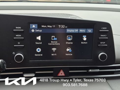 Used 2022 Hyundai Elantra SE FWD image 29