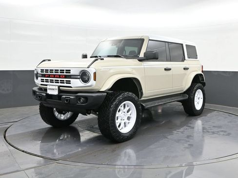 New 2026 Ford Bronco Heritage Edition AWD/4WD image 33
