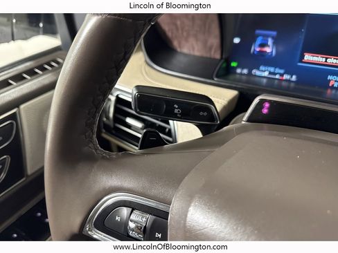 Certified 2023 Lincoln Navigator L Reserve image 37