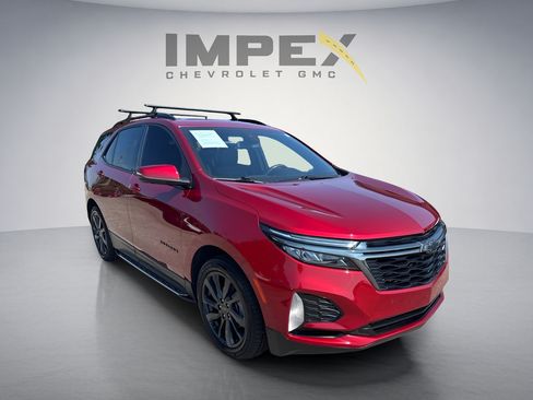 Used 2022 Chevrolet Equinox RS w/ LPO, Hit The Road Package FWD image 7