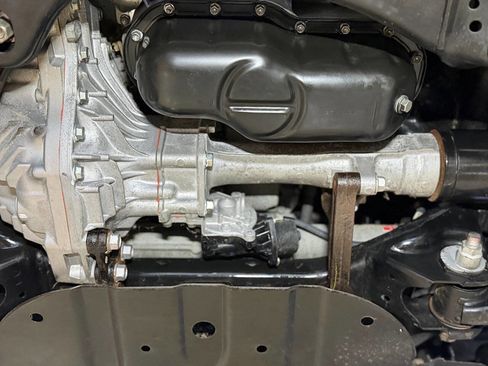 Used 2012 Toyota Tundra Limited w/ Platinum Pkg image 38