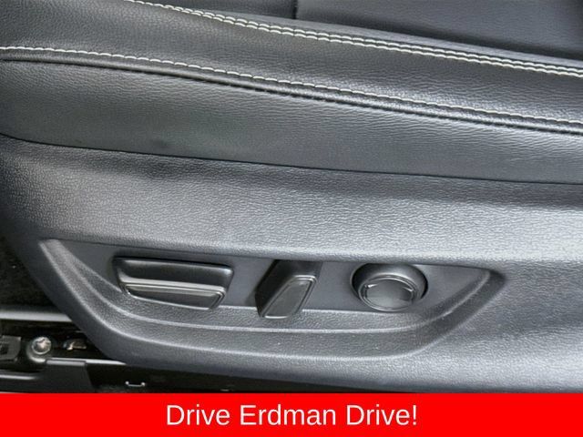 Used 2026 Toyota Camry SE FWD image 12
