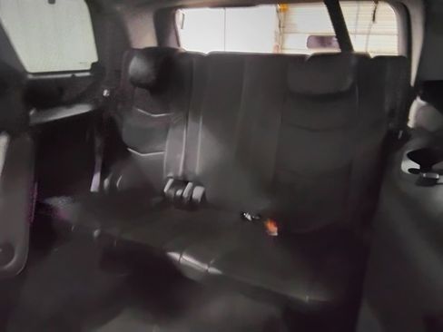 Used 2015 Cadillac Escalade Luxury image 15
